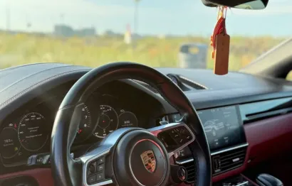 Huur Porsche Cayenne Coupé