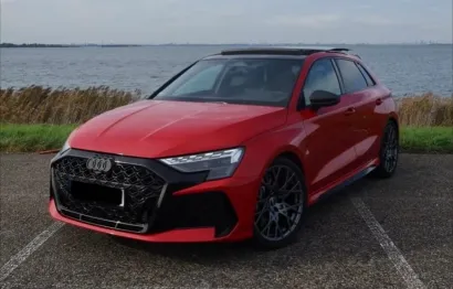 Huur Audi RS3 Sportback (2026)