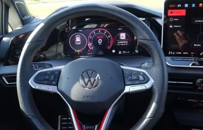 Huur Volkswagen Golf 8.5 GTI Clubsport