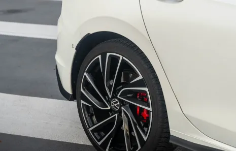 Huur Volkswagen Golf 8 GTI