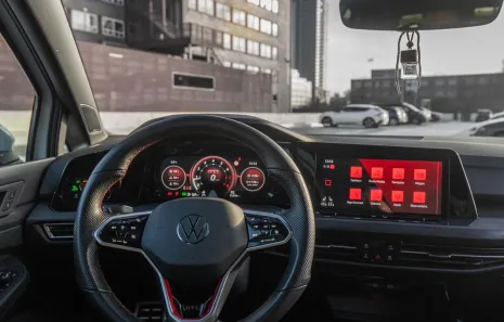 Huur Volkswagen Golf 8 GTI Clubsport