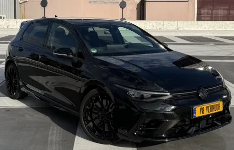 Huur Volkswagen Golf 8.5R + Akra