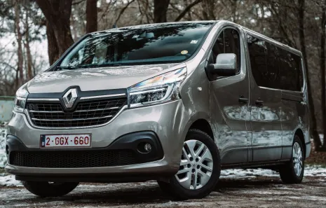 Huur Renault Trafic