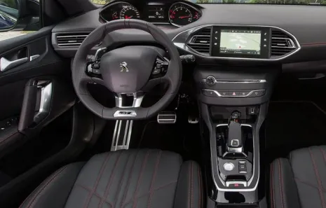 Huur Peugeot 308