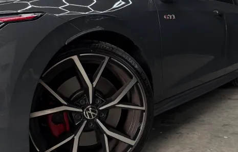 Huur Volkswagen Golf 8.5 GTI