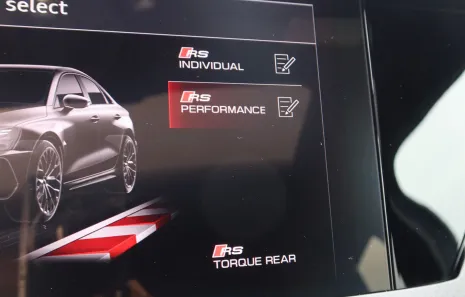 Huur Audi RS3 Limousine (2025)