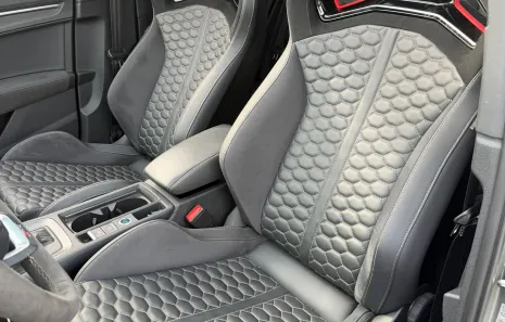 Huur Audi RSQ3 Performance 1/555 Edition