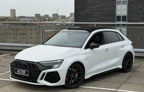 Huur Audi RS3 Sportback