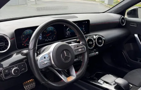 Huur Mercedes Benz A200 AMG-Line