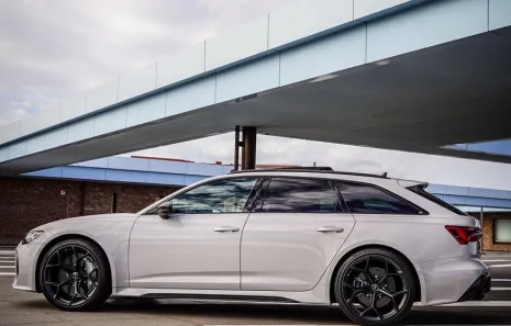 Huur Audi RS6 Performance (2026)