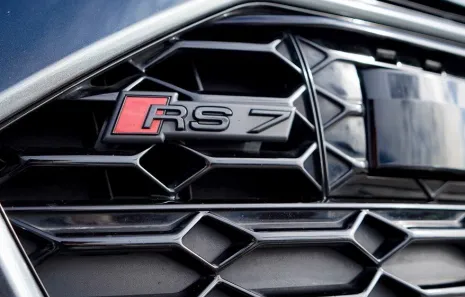 Huur Audi RS7 Performance
