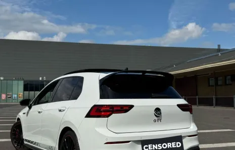 Huur Volkswagen Golf 8 GTI Clubsport