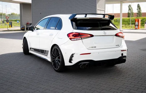 Huur Mercedes Benz A35 AMG
