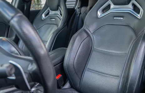 Huur Mercedes Benz A35 AMG
