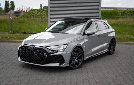Huur Audi RS3 Sportback (2026)