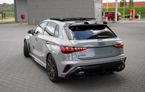 Huur Audi RS3 Sportback (2026)
