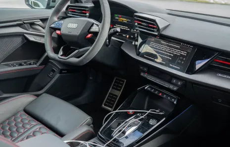 Huur Audi RS3 Sportback (2026)