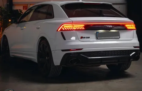 Huur Audi RSQ8 Performance