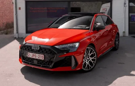 Huur Audi RS3 Sportback (2026)