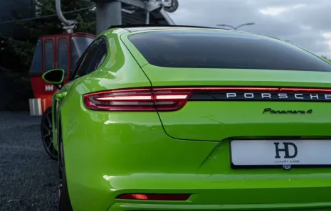 Huur Porsche Panamera 4S