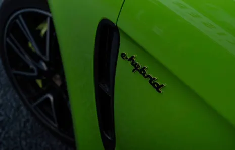 Huur Porsche Panamera 4S