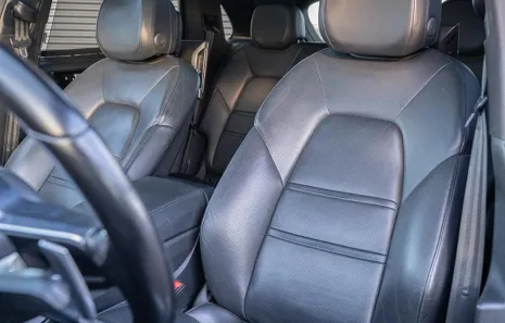 Huur Porsche Cayenne