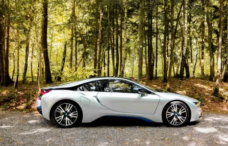 Huur BMW i8
