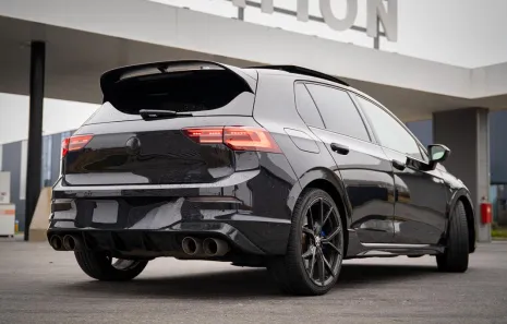 Huur Volkswagen Golf 8R
