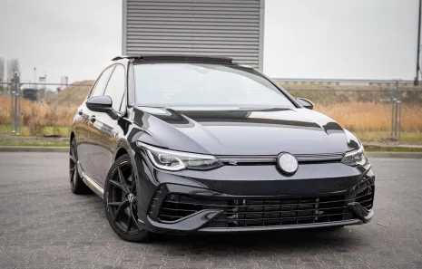 Huur Volkswagen Golf 8R