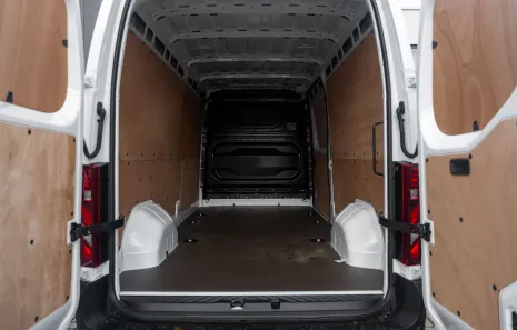 Huur Nissan Interstar