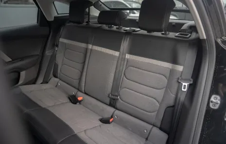 Huur Citroën C4