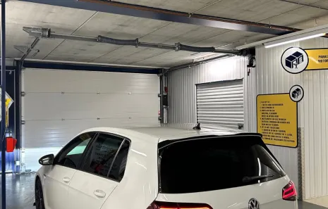 Huur Volkswagen Golf 7.5 GTI