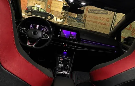 Huur Volkswagen Golf 8 GTI Clubsport