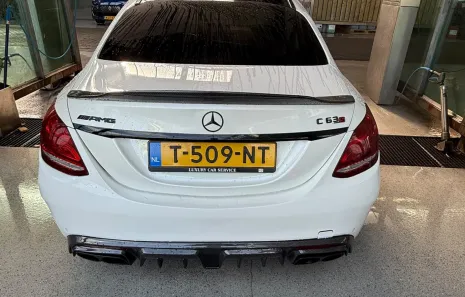 Huur Mercedes Benz C63s AMG