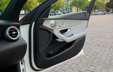Huur Mercedes Benz C63s AMG
