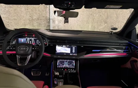 Huur Audi RSQ8 Performance
