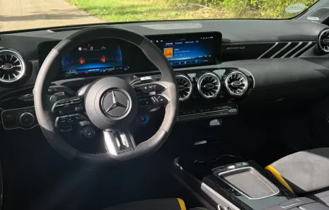Huur Mercedes Benz A45s AMG