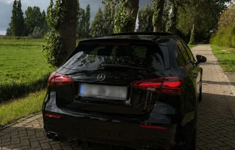 Huur Mercedes Benz A45s AMG
