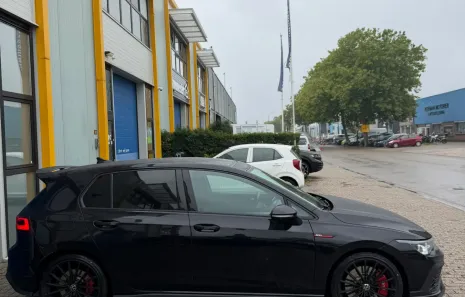 Huur Volkswagen Golf 8 GTI Clubsport 45 Jahre