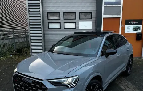 Huur Audi RSQ3 Sportback