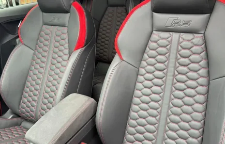 Huur Audi RS3 Sportback (2025)