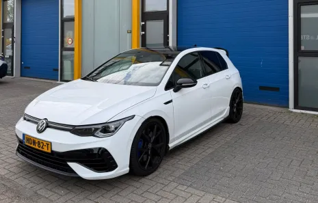 Huur Volkswagen Golf 8R Performance