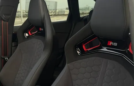 Huur Audi RS4 Performance
