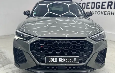 Huur Audi RSQ3 10 years Edition