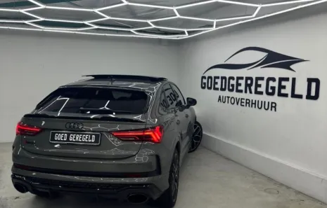 Huur Audi RSQ3 10 years Edition