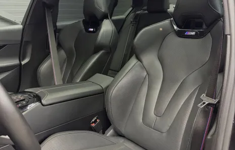 Huur BMW M5 Competition