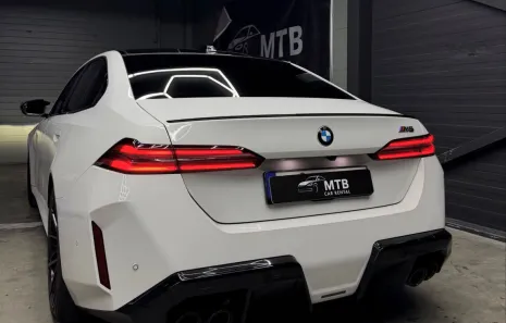 Huur BMW M5 Competition