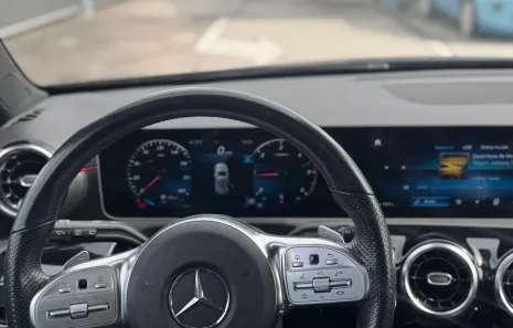 Huur Mercedes Benz A180D