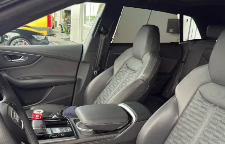 Huur Audi RSQ8 Performance (2026)