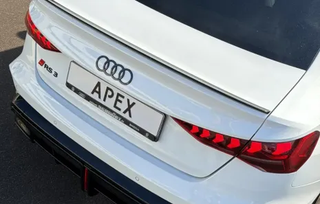Huur Audi RS3 Limousine (2026)